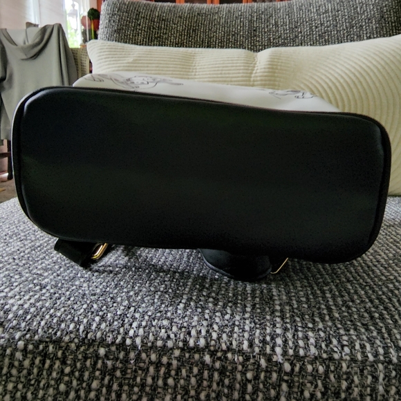 New Disney Dlmatn play Mini Bkpk - Picture 4 of 4